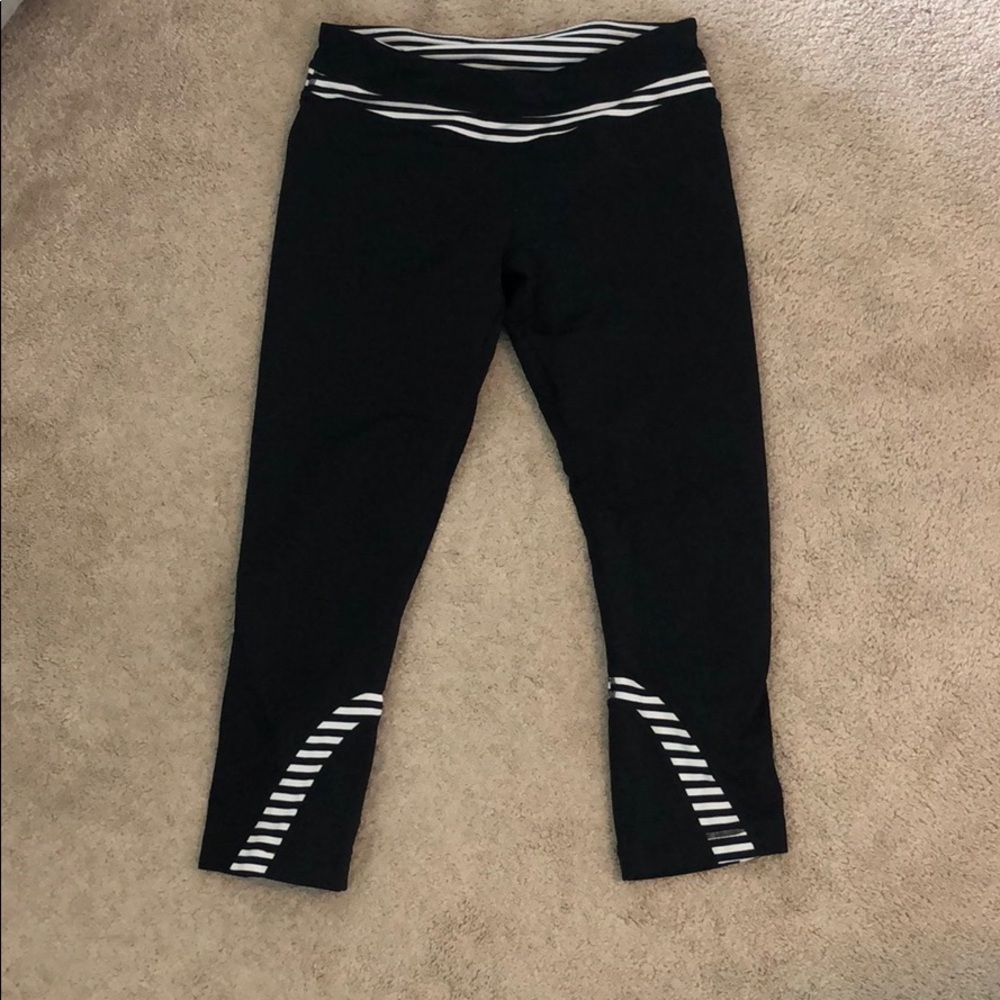 Lululemon inspire crop